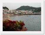 DSCN0130 * Lantau from the restaurant. * 2560 x 1920 * (959KB)